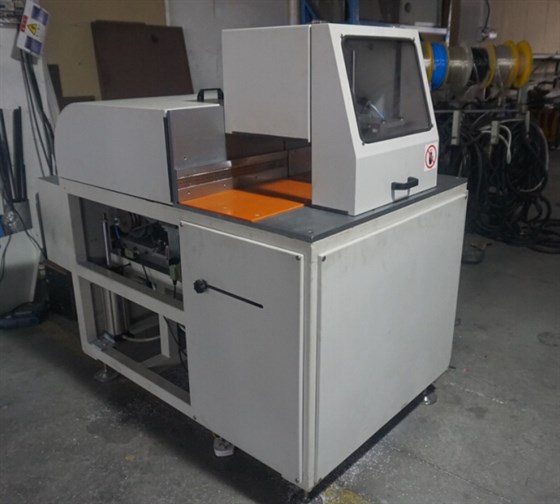 半自动切铝机 半自动切铝机